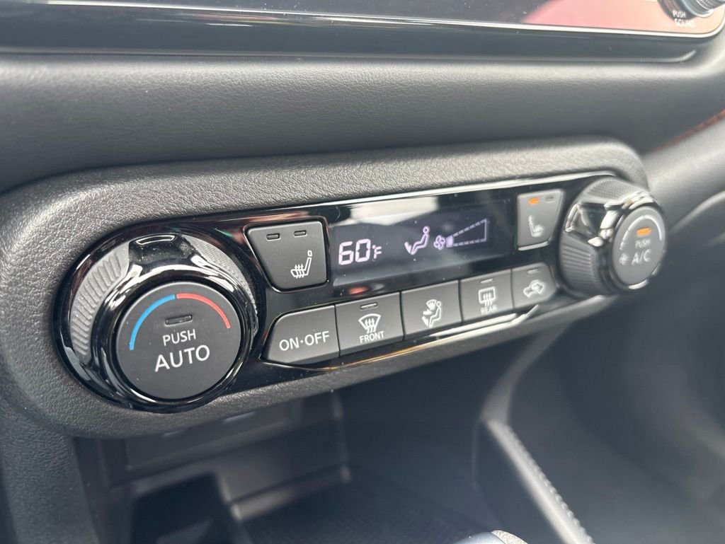 Used 2024 Gray Nissan SR image 26