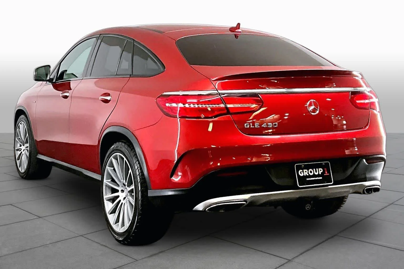 Used 2016 designo Cardinal Red Metallic Mercedes-Benz GLE 450 AMG® image 12