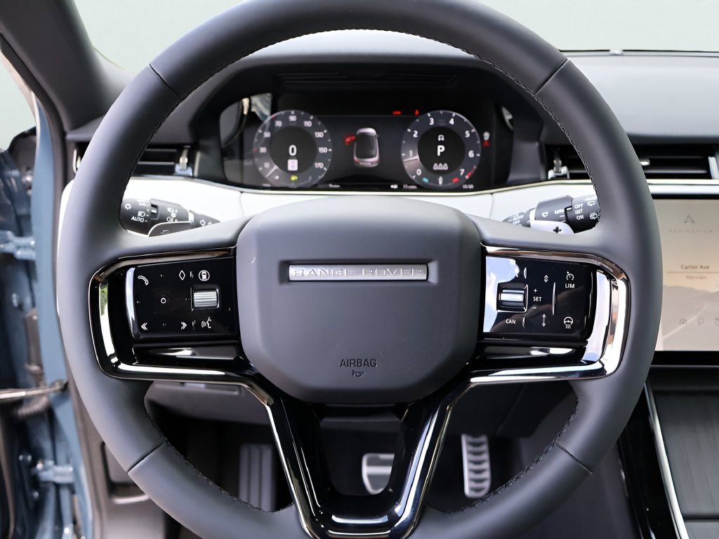 Used 2026 Tribeca Blue Metallic Land Rover Dynamic image 30