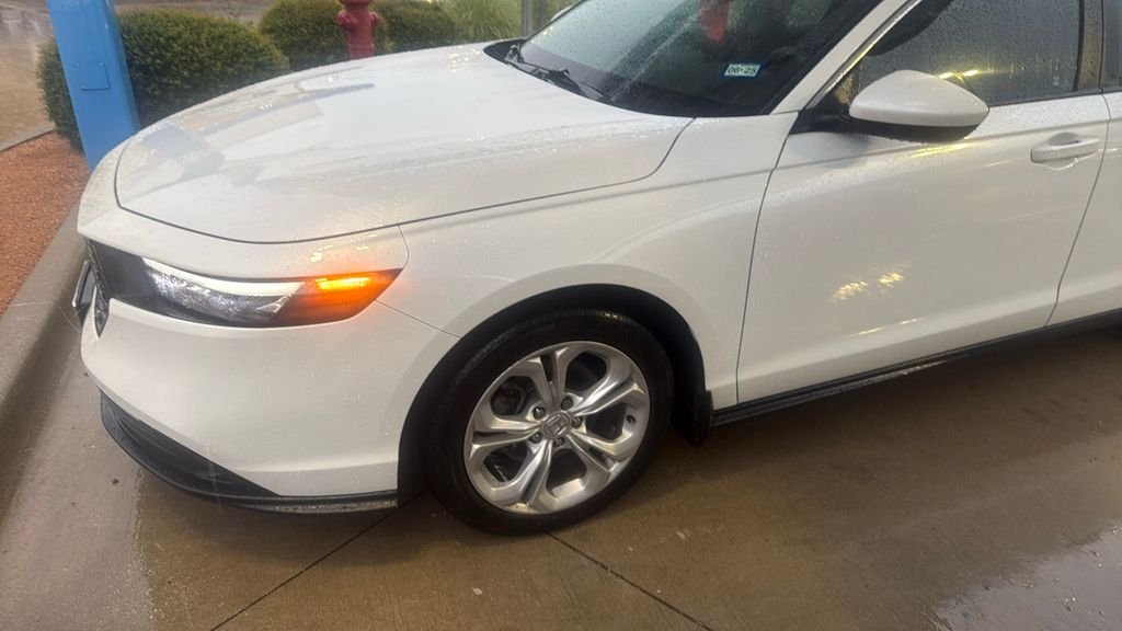 2023 Honda Accord 1.5T LX CVT's photo