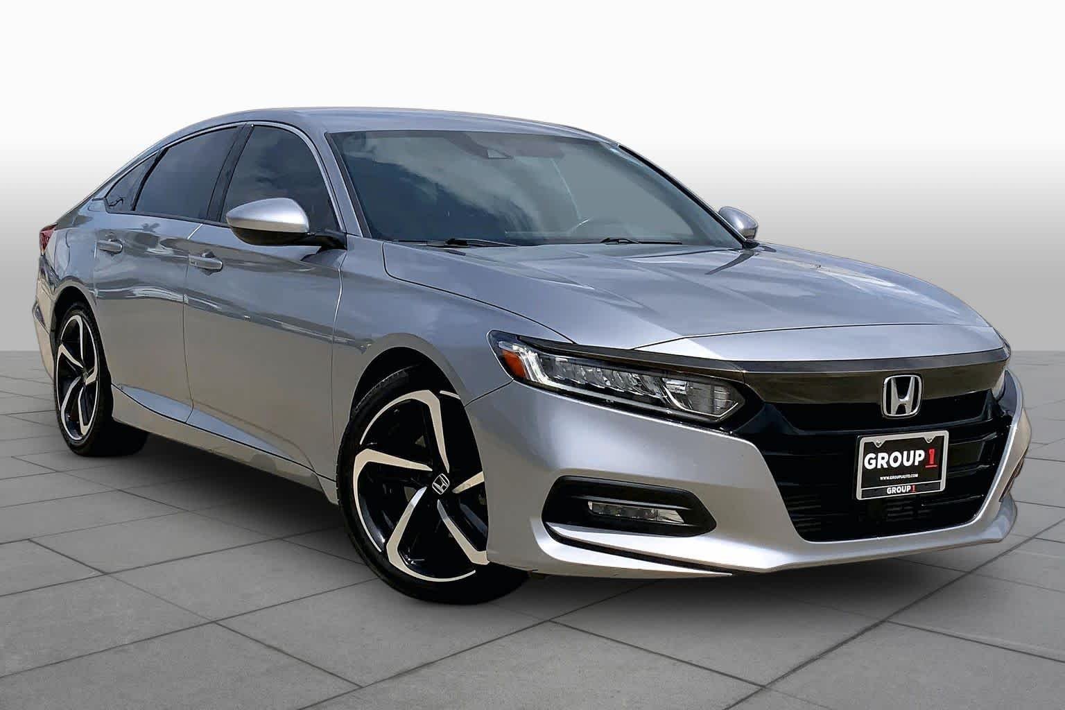Used 2020 Lunar Silver Metallic Honda Sport image 3