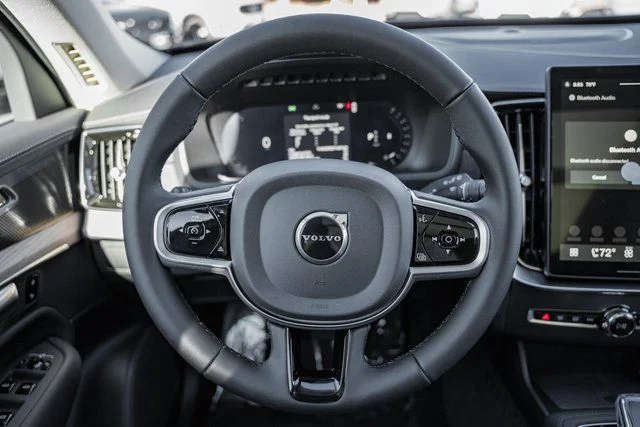 2026 Volvo XC90 Plus - Photo 27