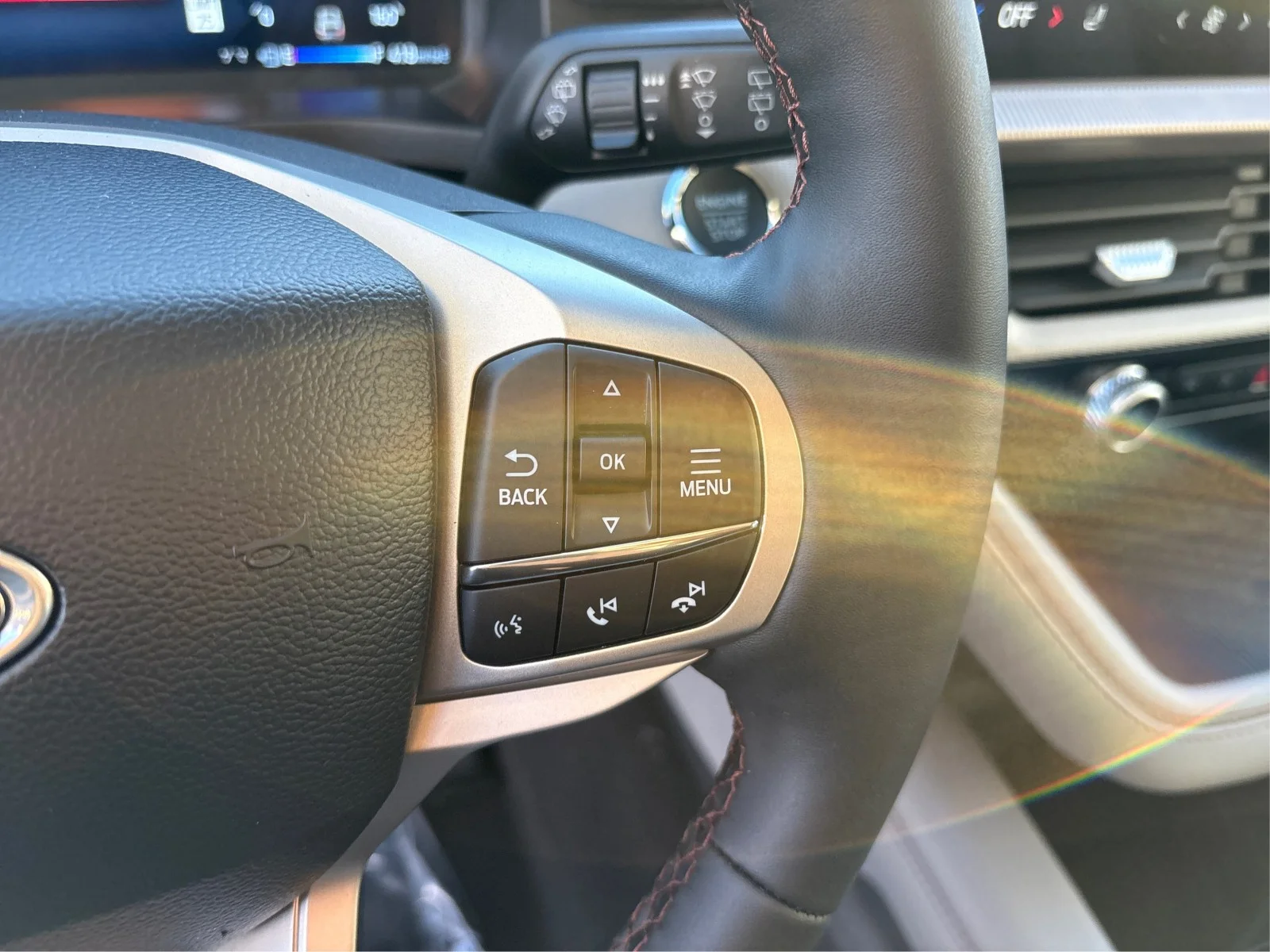 New 2026 Star White Metallic Tri-Coat Ford Active image 23