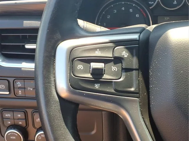 Certified Used 2021 Gray Chevrolet Z71 image 13