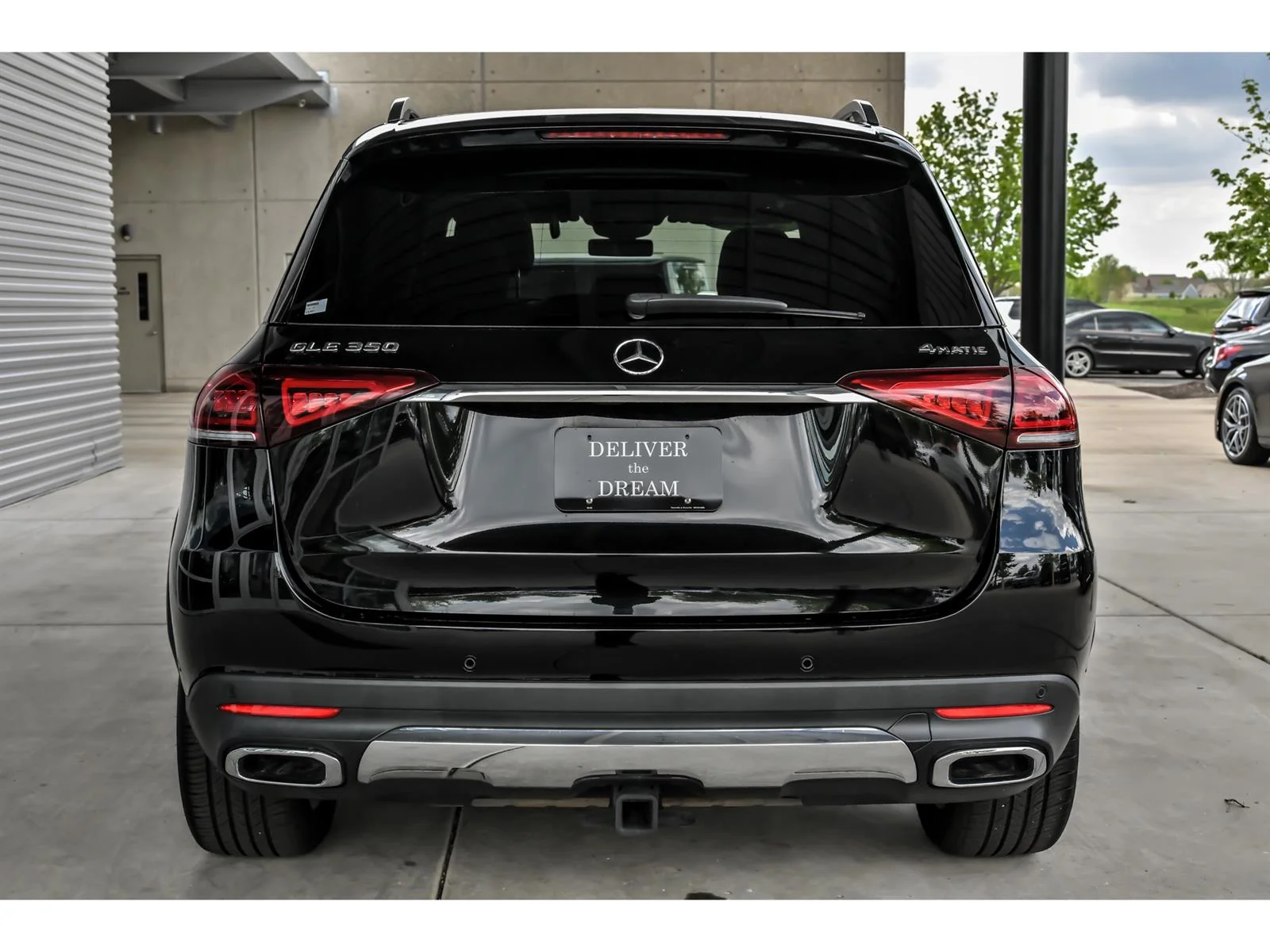 Used 2021 Black Mercedes-Benz GLE 350 4MATIC® image 5