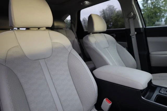 Used 2025 Gray Kia S image 41