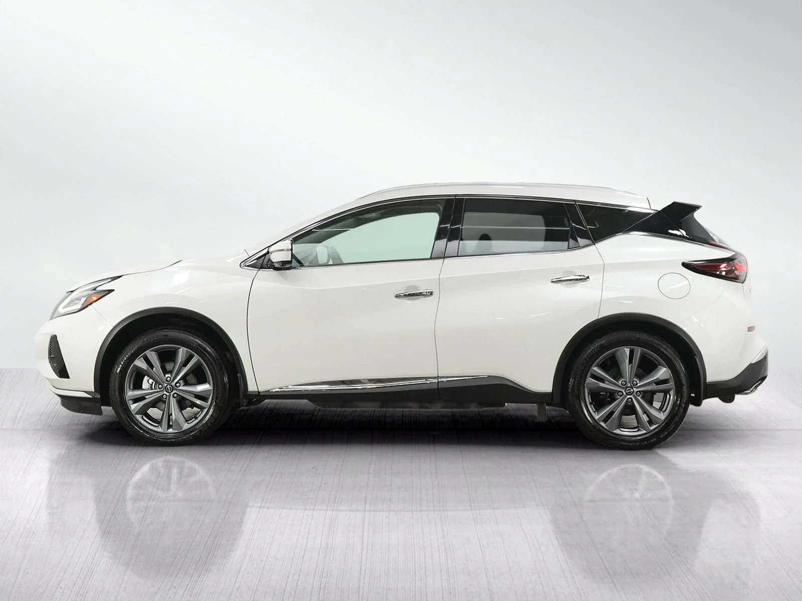 Used 2024 Nissan Murano Platinum with VIN 5N1AZ2DS1RC116185 for sale in Wayzata, Minnesota
