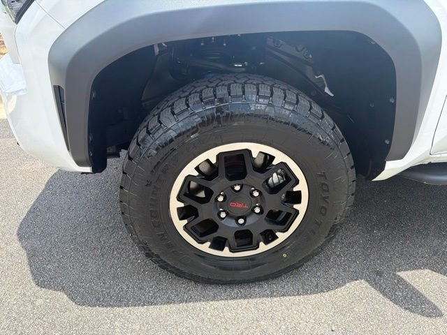 Used 2025 White Toyota TRD Off-Road image 5