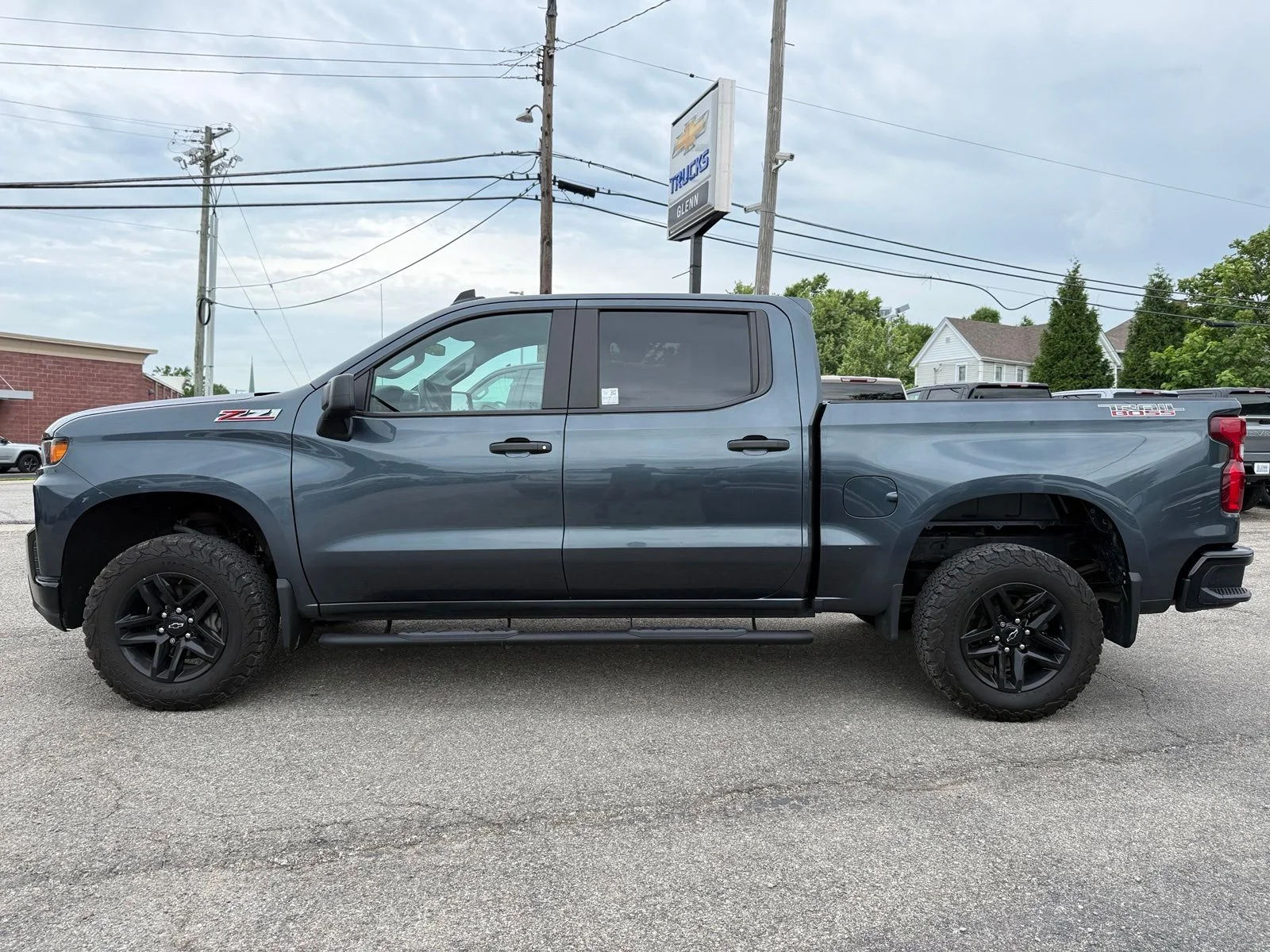 Used 2019 Gray Chevrolet Custom Trail Boss image 3