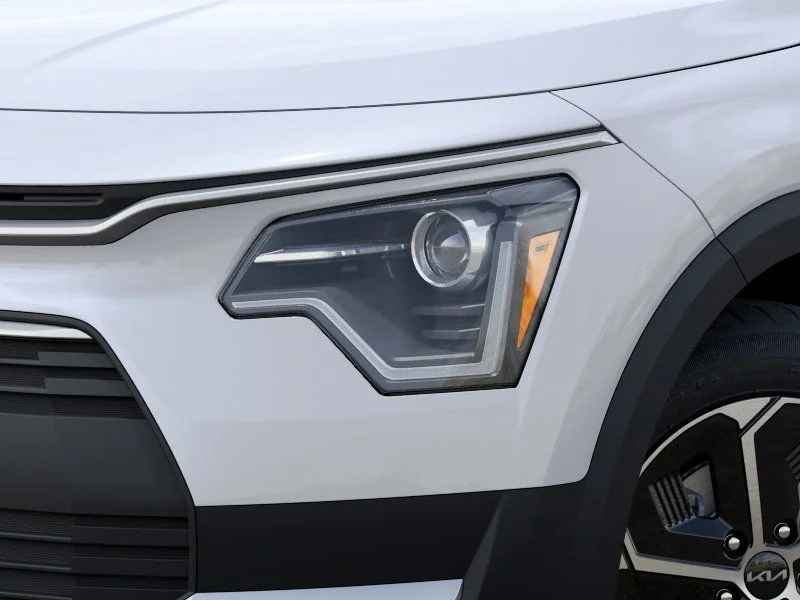 New 2026 Snow White Pearl Kia EX image 10