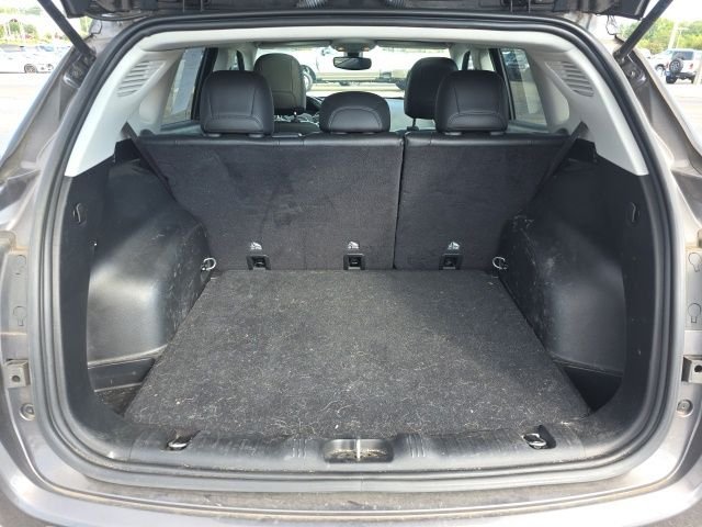 Used 2019 Gray Jeep Latitude image 11