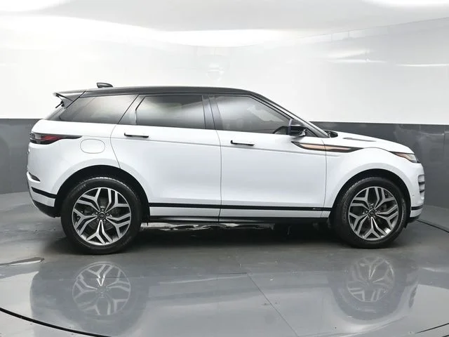 Used 2020  Land Rover First Edition image 8