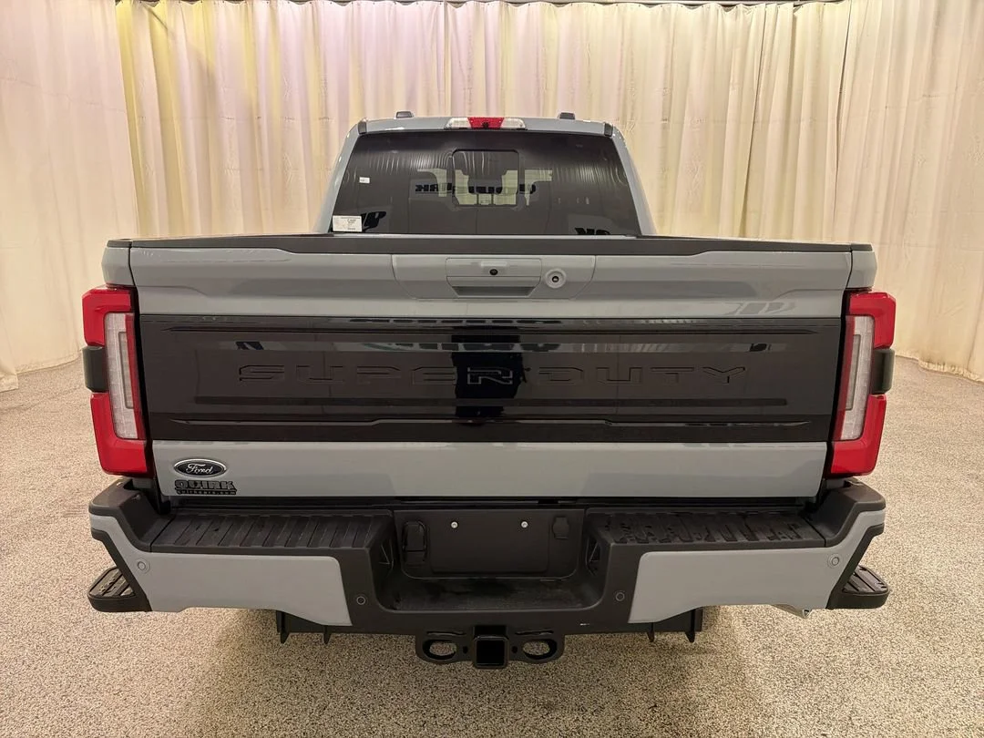 New 2026 Glacier Gray Metallic Tri-Coat Ford F-250® Platinum® image 7