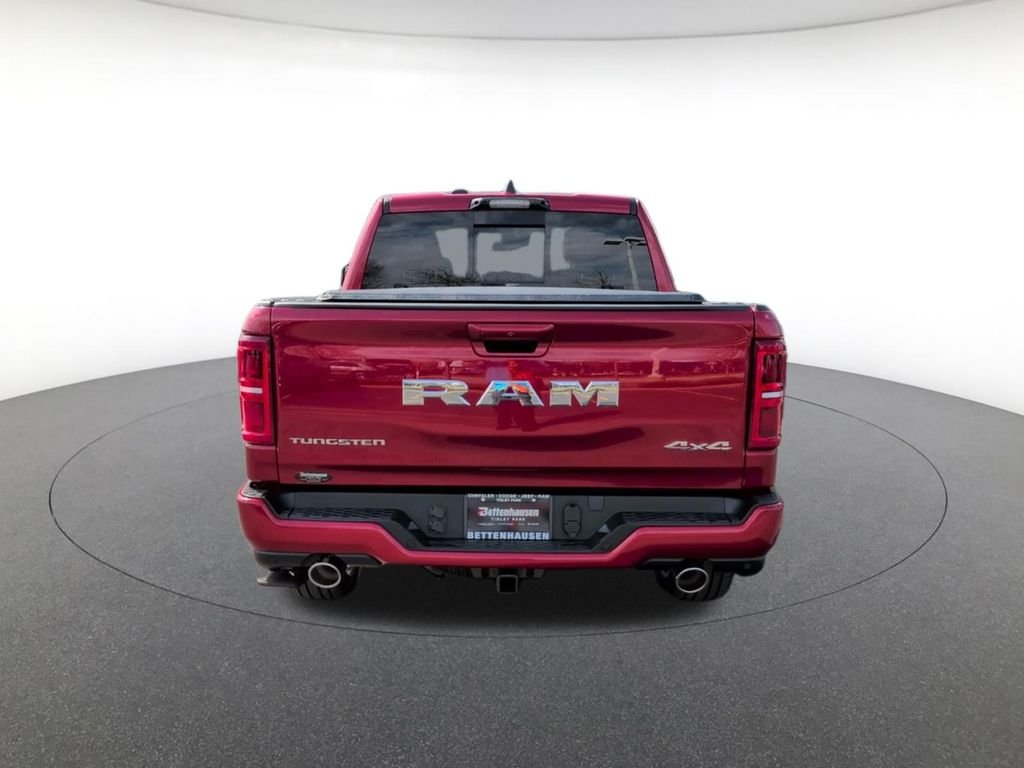 New 2026 Molten Red Pearl-Coat Exterior Paint RAM  image 6