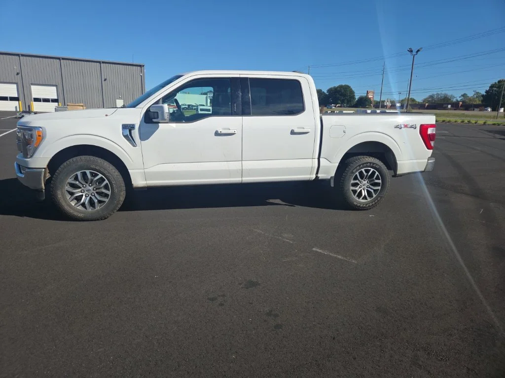 Certified Used 2021 White Ford Lariat image 9