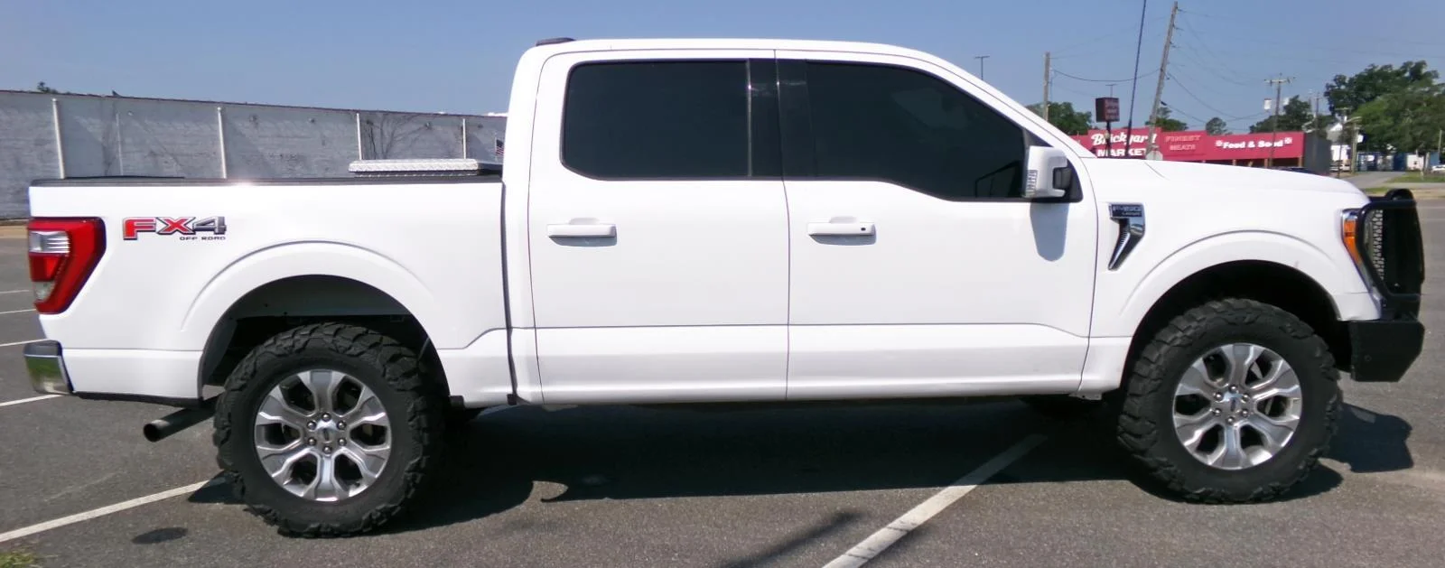 Used 2021 Oxford White Ford LARIAT image 5