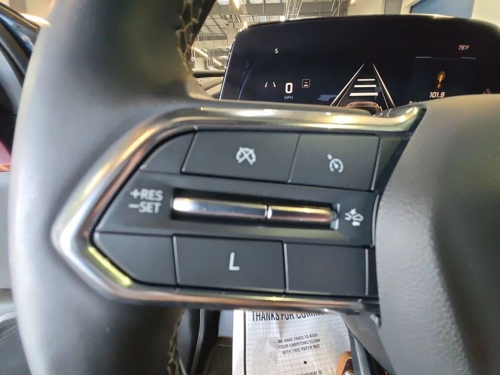 Used 2024 Lakeshore Blue Metallic Chevrolet Z71 image 20