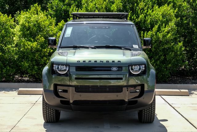 New 2026 Woolstone Green Land Rover S image 5