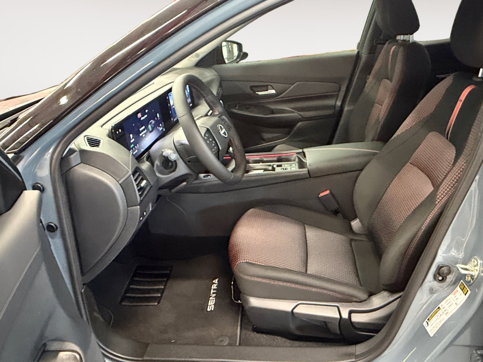 New 2026 Atlantic Gray Metallic/Super Black Nissan SR image 22