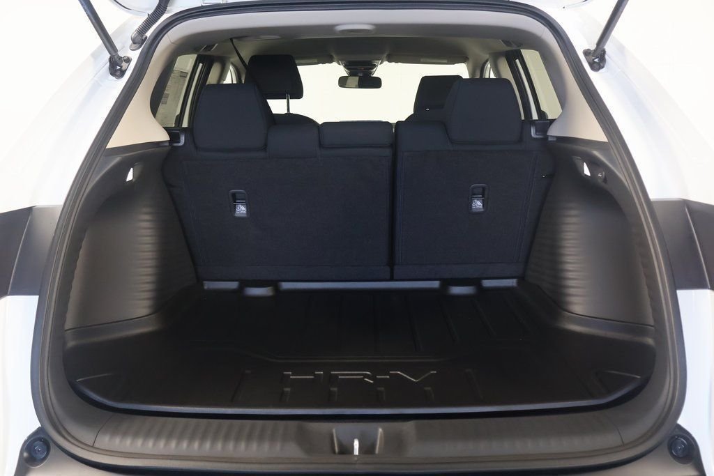 2026 Honda HR-V LX - Photo 8