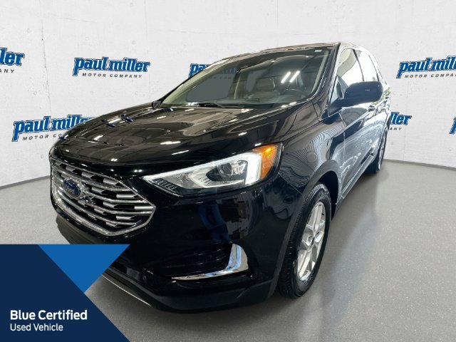 Certified Used 2022 Black Ford SEL image 1