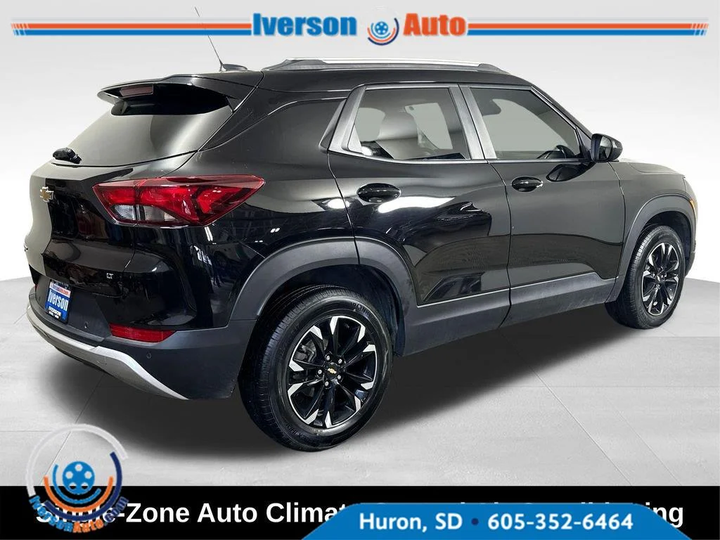 Used 2022 Mosaic Black Metallic Chevrolet LT image 12