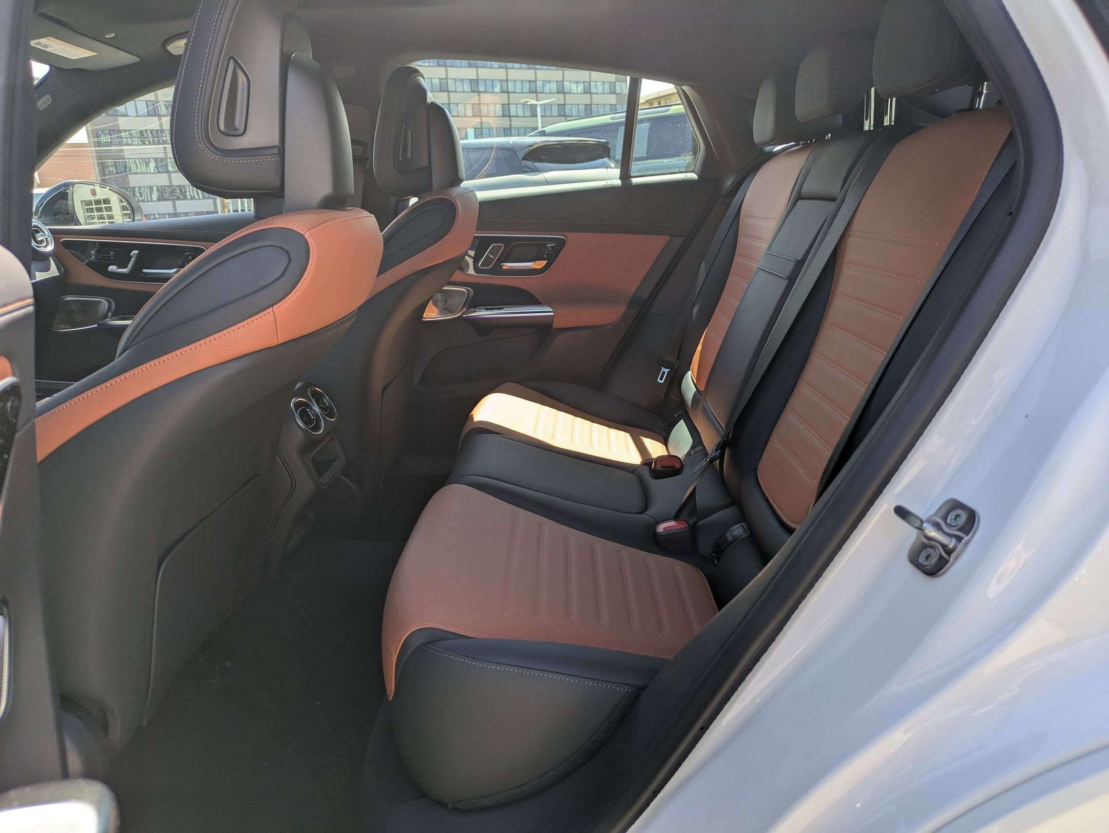 New 2026 Polar White Mercedes-Benz AMG® GLC 43 image 32