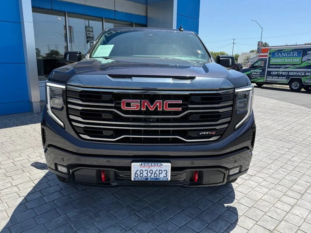 Used 2023 Titanium Rush Metallic GMC AT4 image 3