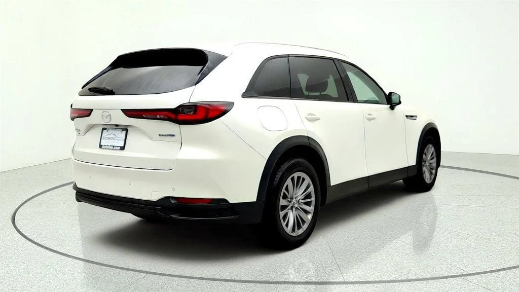 Used 2025 Rhodium White Premium Mazda Preferred Package AWD image 5