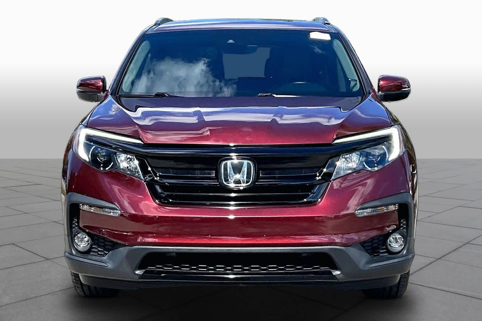 Used 2022 Deep Scarlet Pearl Honda Special Edition image 4