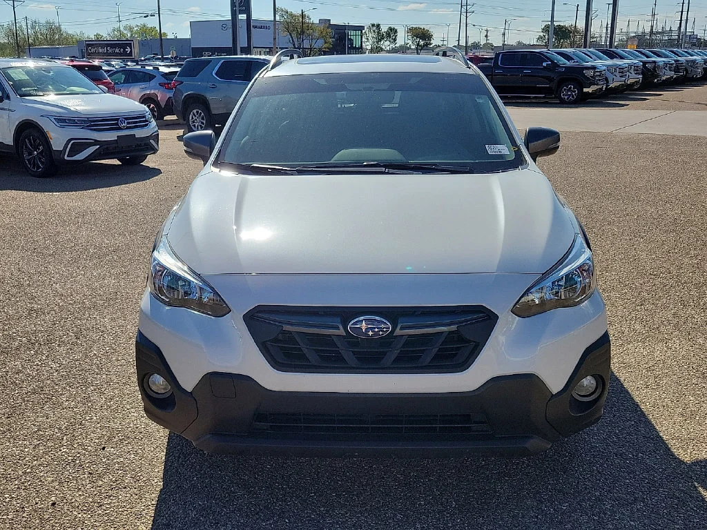 Used 2021  Subaru Sport image 3