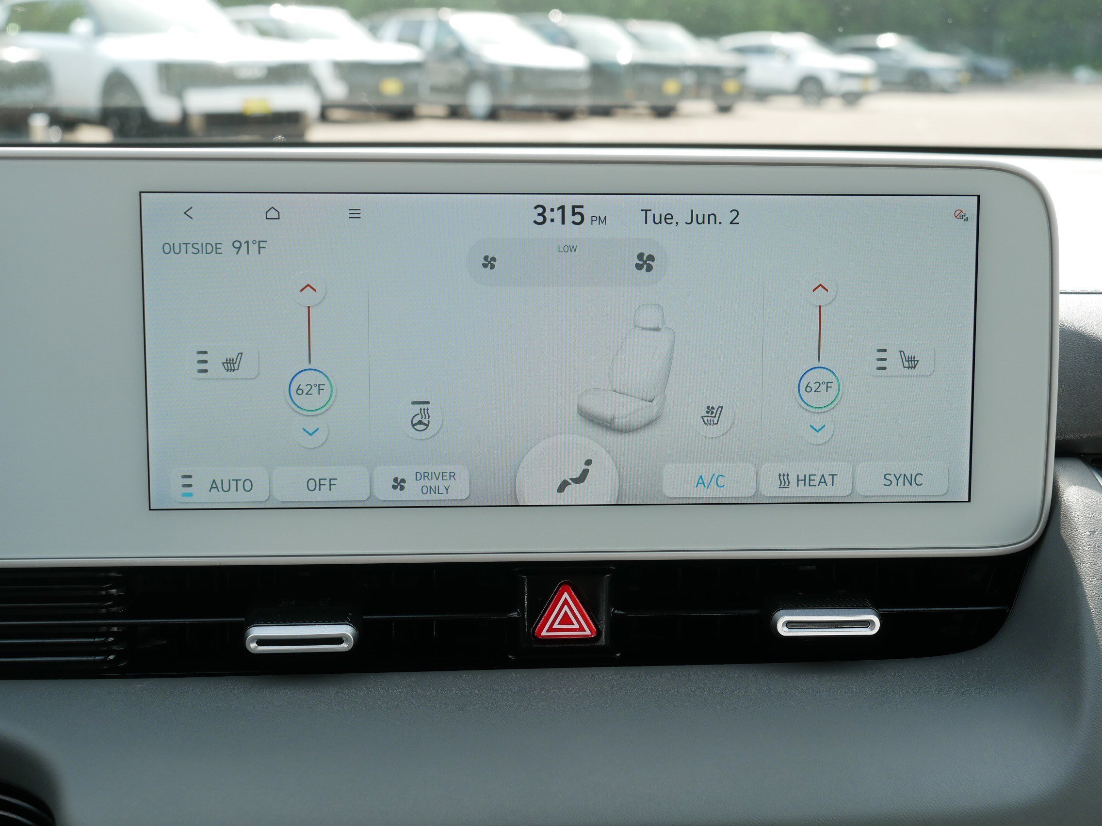 Used 2024 Abyss Black Hyundai SEL image 23