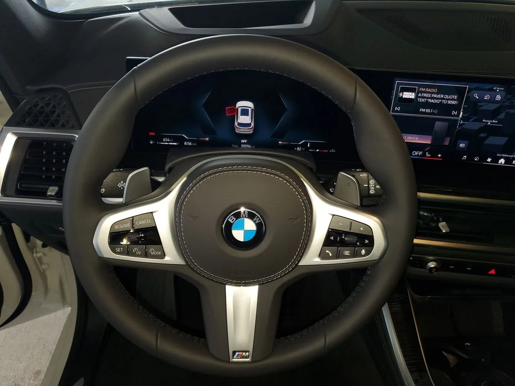Used 2026 White BMW sDrive40i image 18