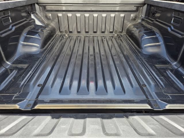 Used 2022 Gray Nissan Crew Cab SV 4x4 image 13
