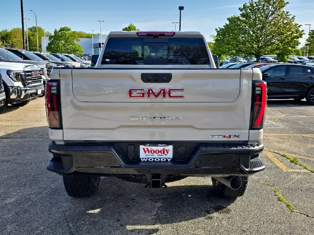 2026 GMC Sierra 2500HD AT4X - Photo 7