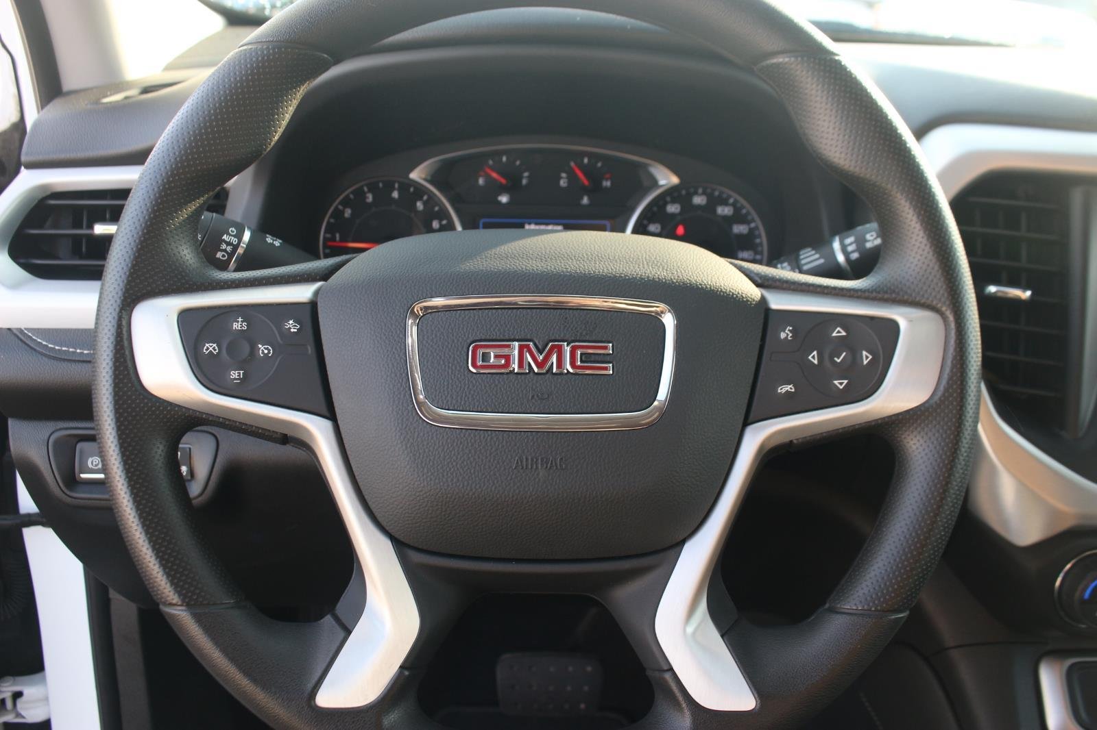 Used 2021 Summit White GMC SLE image 18