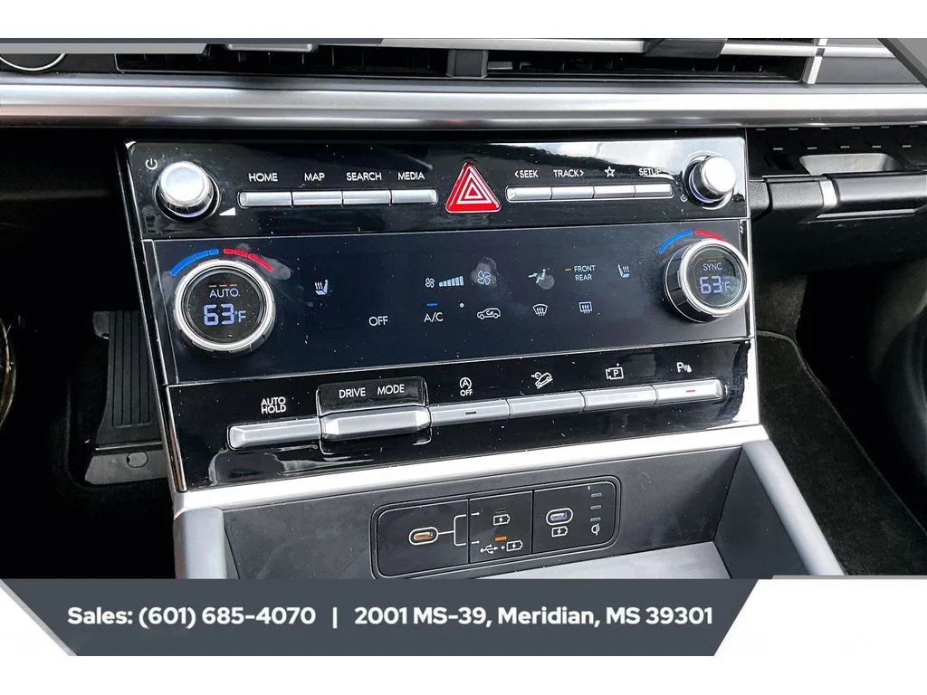 Used 2025 SERENITY WHITE Hyundai SEL image 23