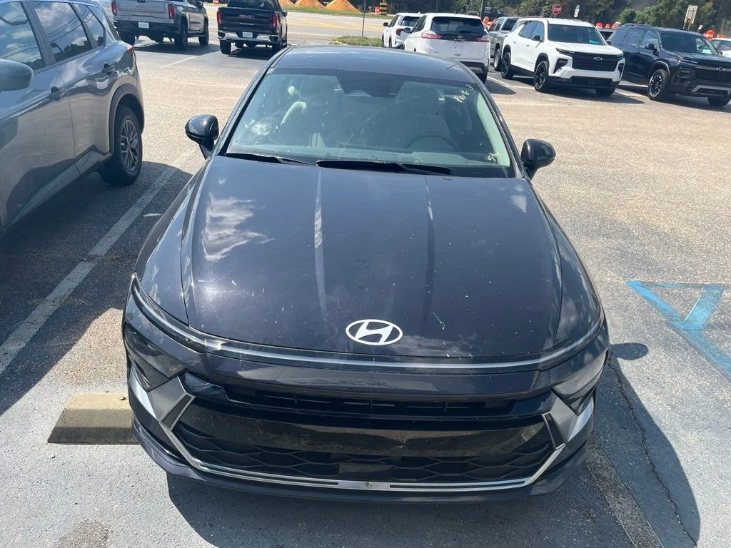 Used 2024 Carbon Blue Hyundai SEL image 5