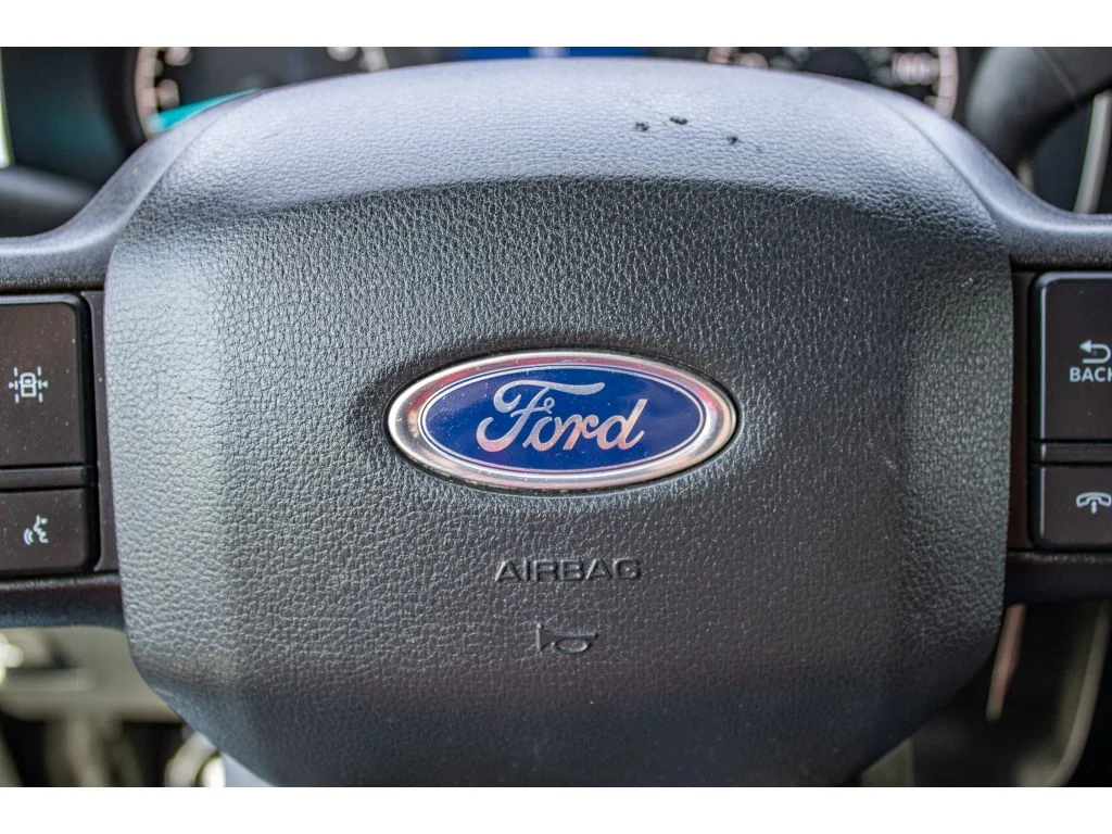 Used 2021 ICONIC SILVER METALLIC Ford XL image 33