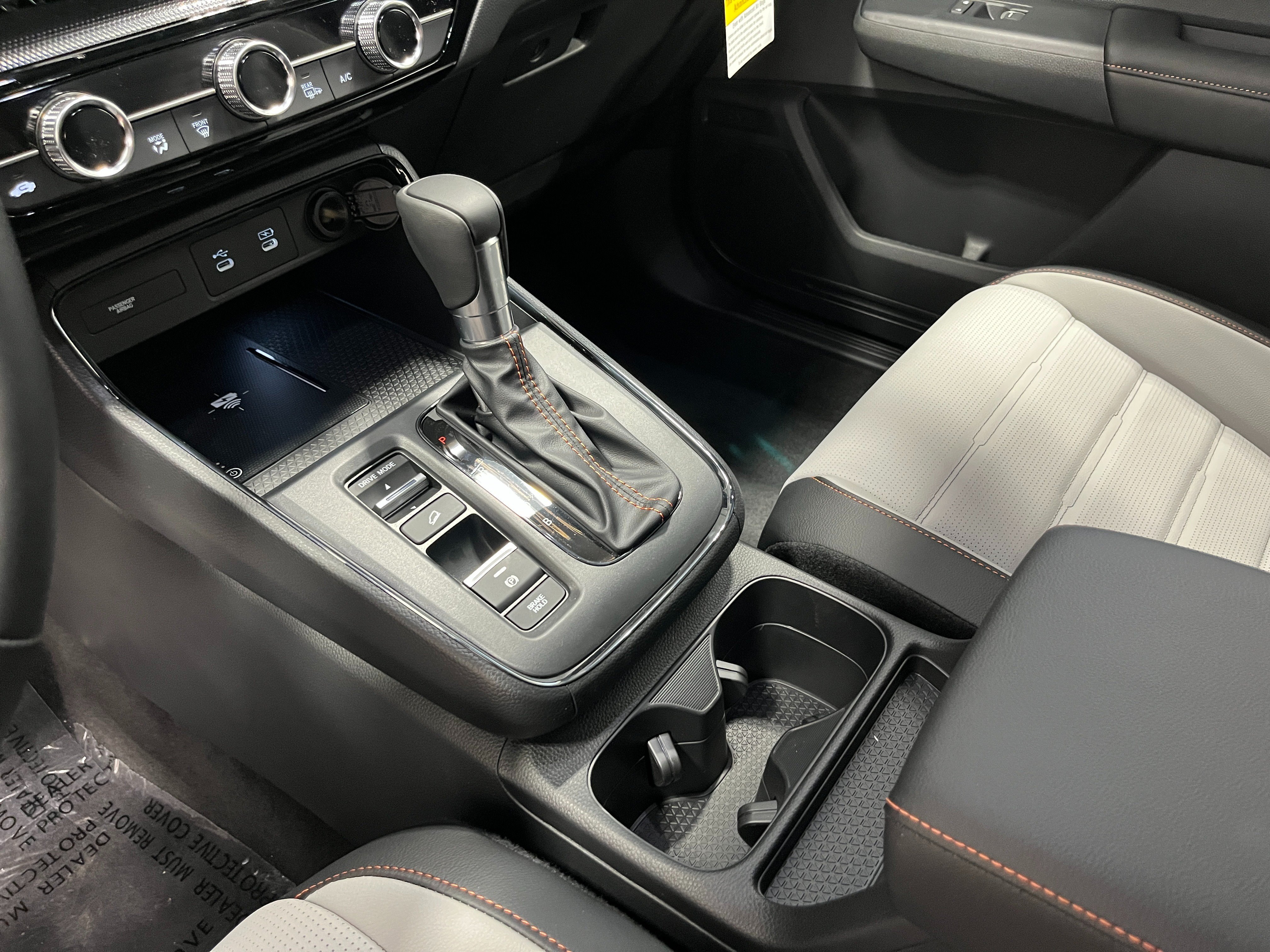New 2026 Platinum White Pearl Honda Sport Touring image 19