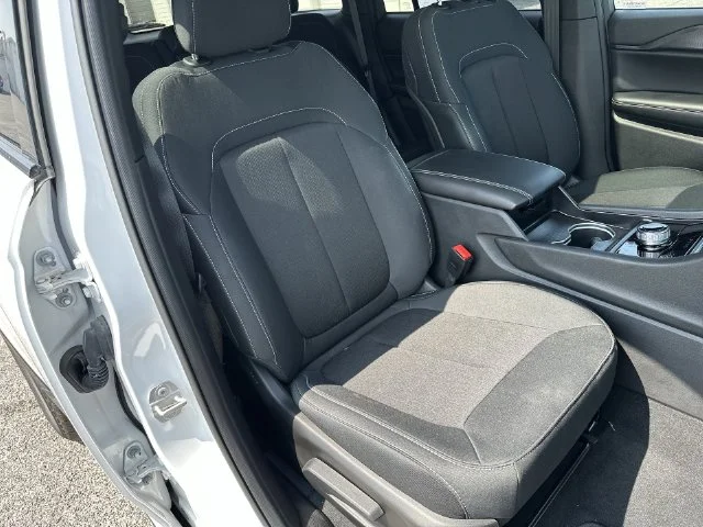 Used 2025 White Jeep Laredo X image 28