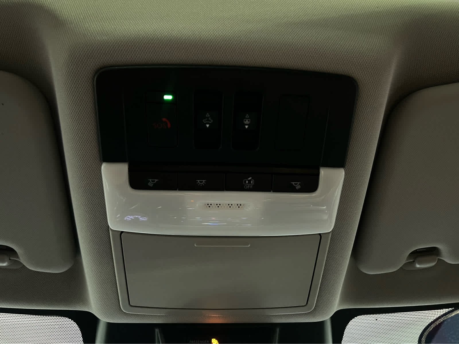 Used 2023 Scarlet Ember Tintcoat Nissan SV image 16