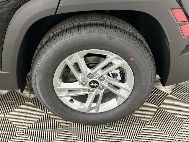 New 2026 Hyundai TUCSON SE