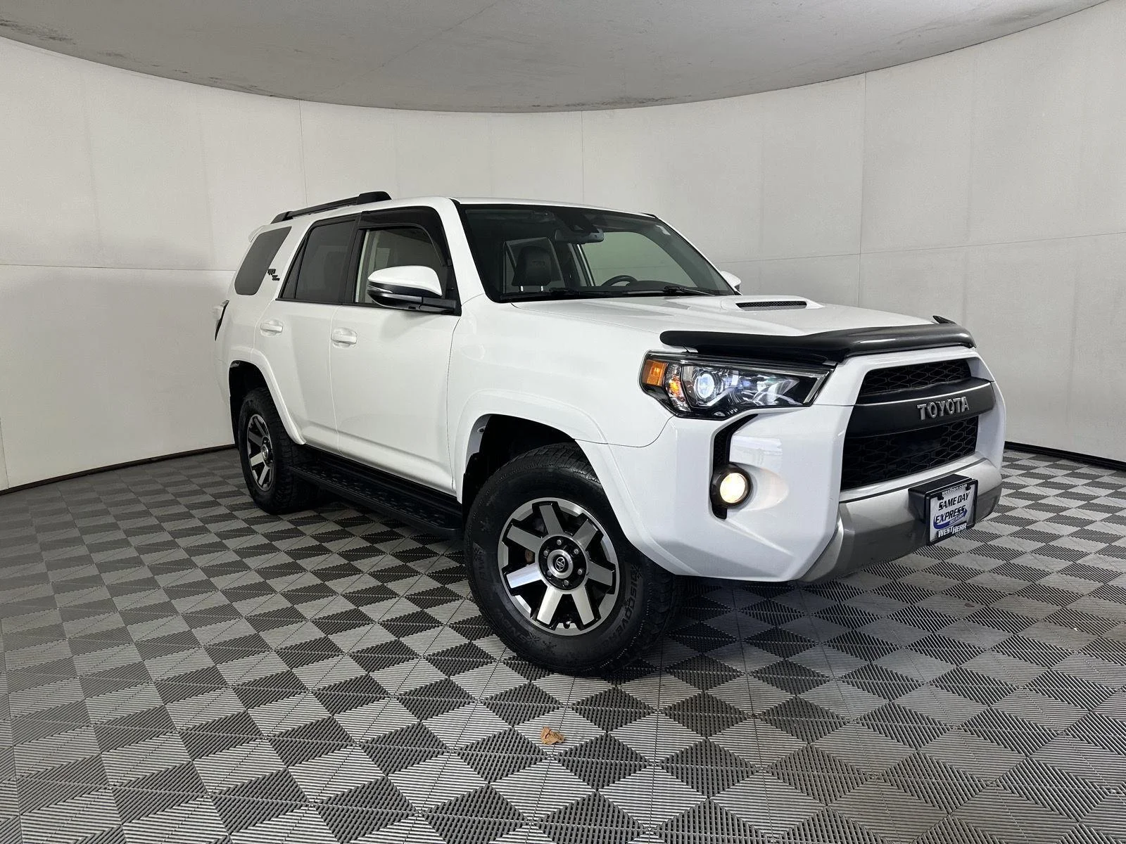 Used 2020 Super White Toyota TRD Off Road Premium image 12