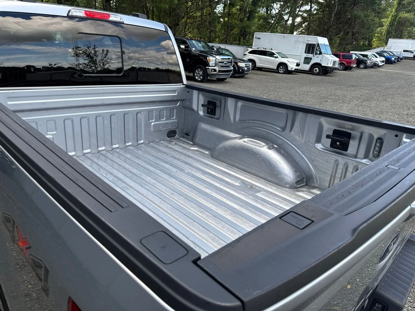 Certified Used 2023 Iconic Silver Metallic Ford XLT image 28