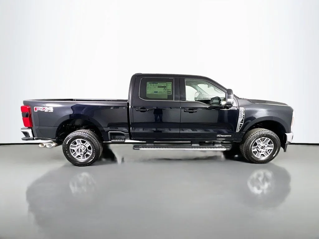 New 2026 Agate Black Metallic Ford Lariat image 18