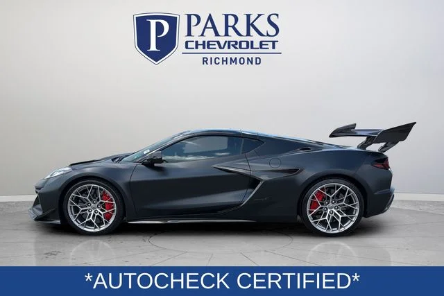 Used 2026 Black Chevrolet ZR1 image 5