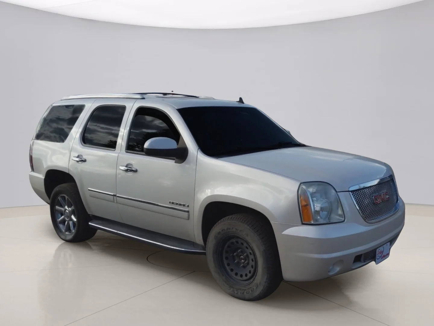 Used 2012 White Gmc DENALI image 7