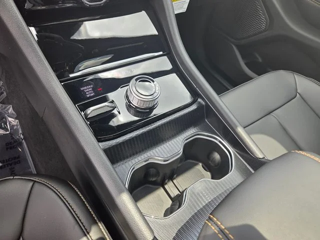 New 2026 Diamond Black Crystal Pearl-Coat Exterior Paint Jeep 85th Anniversary Edition image 25