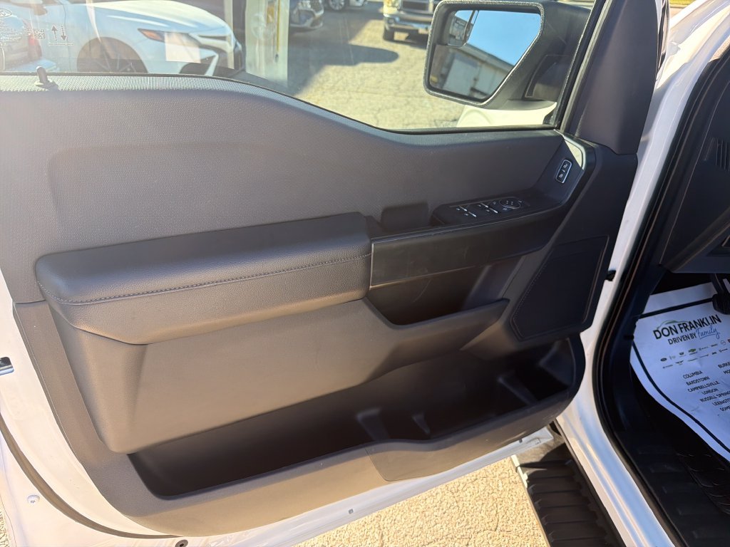 Used 2023 White Ford XL image 12
